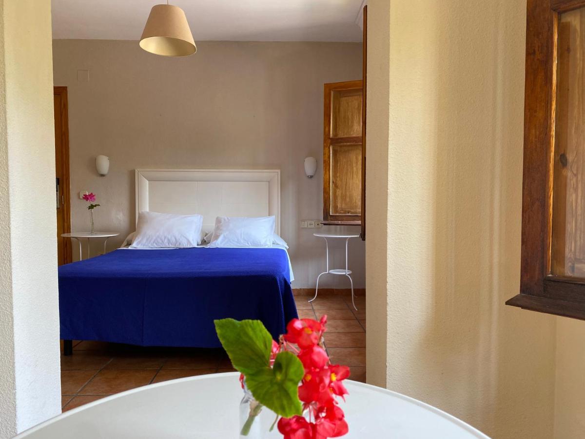 Hostal Moscatel Малага Экстерьер фото