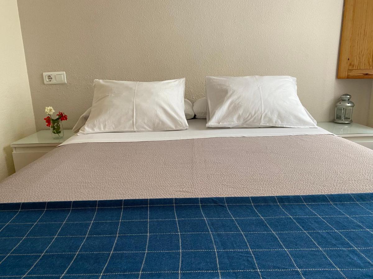 Hostal Moscatel Малага Экстерьер фото