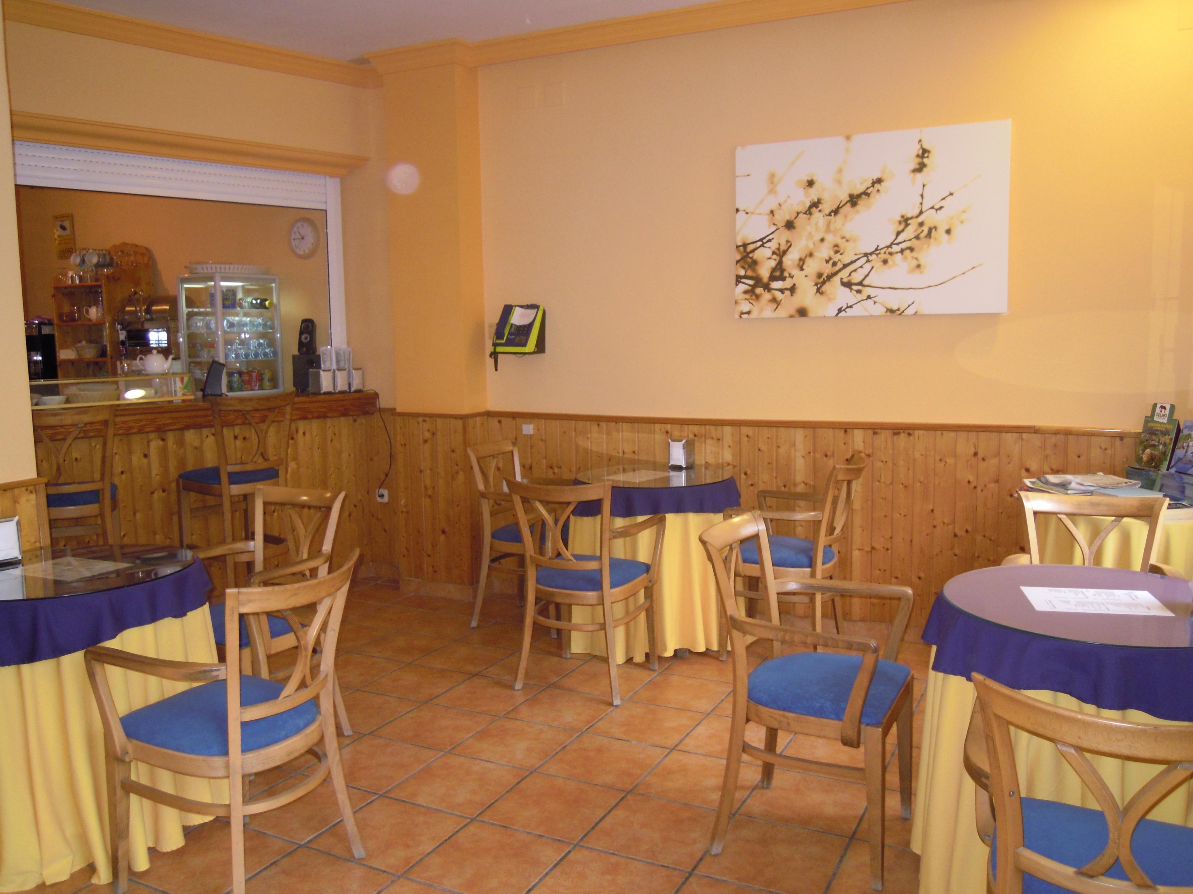 Hostal Moscatel Малага Экстерьер фото
