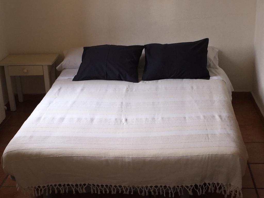 Hostal Moscatel Малага Экстерьер фото